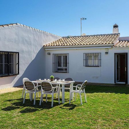 Charming Villa On The Seafront Marbella Eksteriør bilde