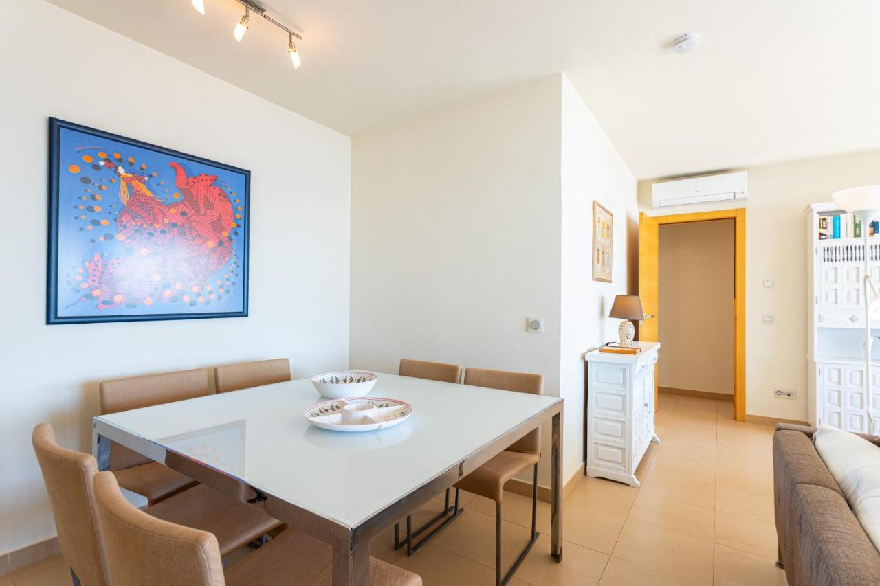 Charming Villa On The Seafront Marbella Eksteriør bilde